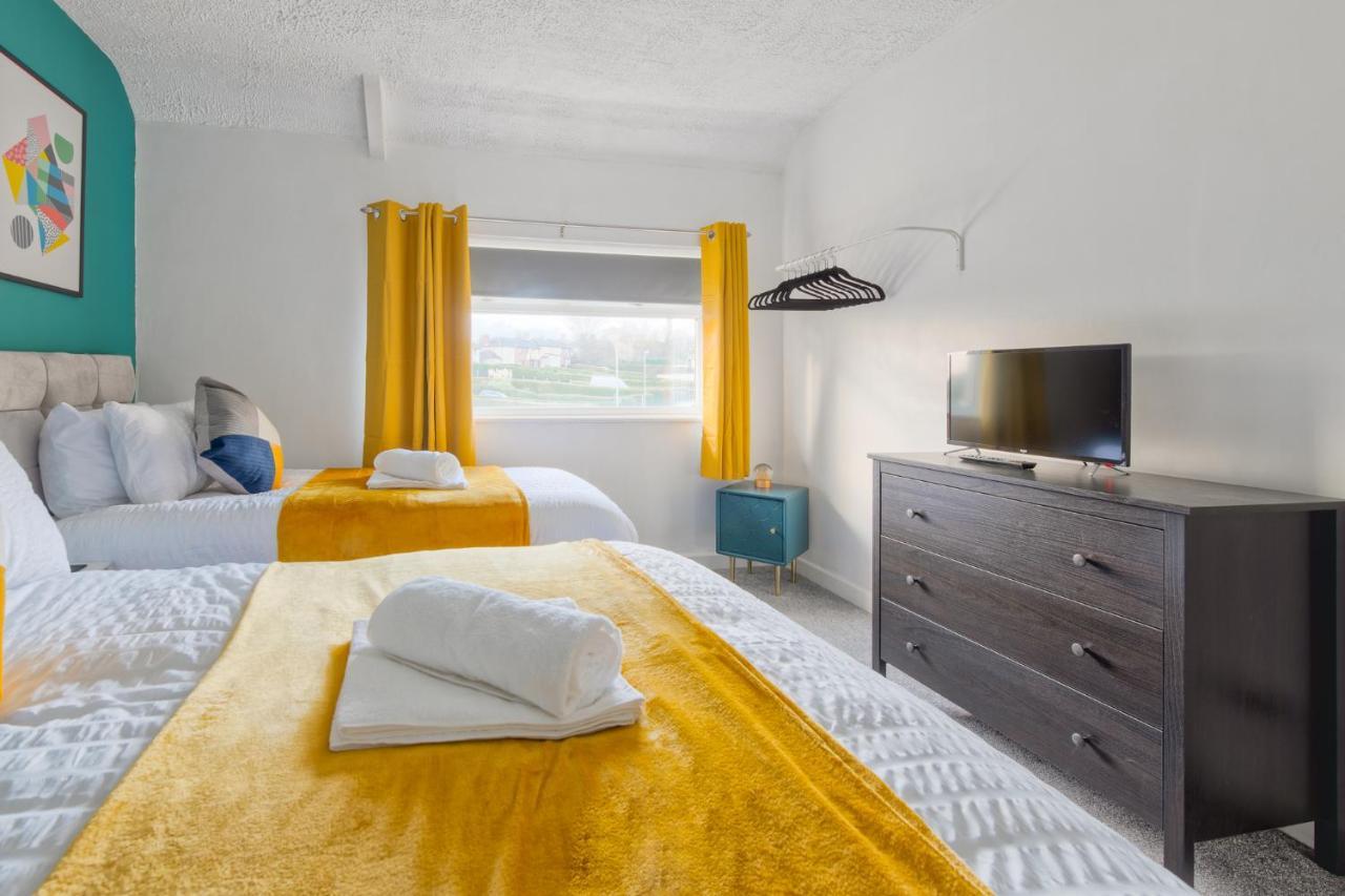 Rookwood House - Spacious Home With Free Parking - Short Stay Leeds Leeds  Exterior foto